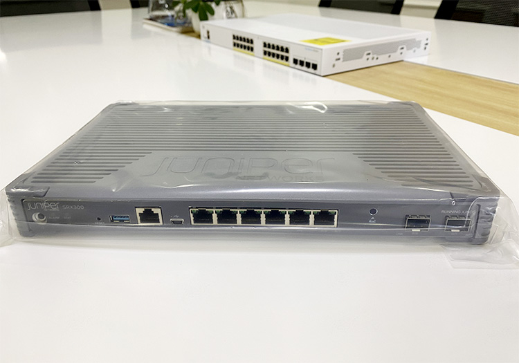 taiyo様用juniper SRX300 taiyo様用juniper SRX300
